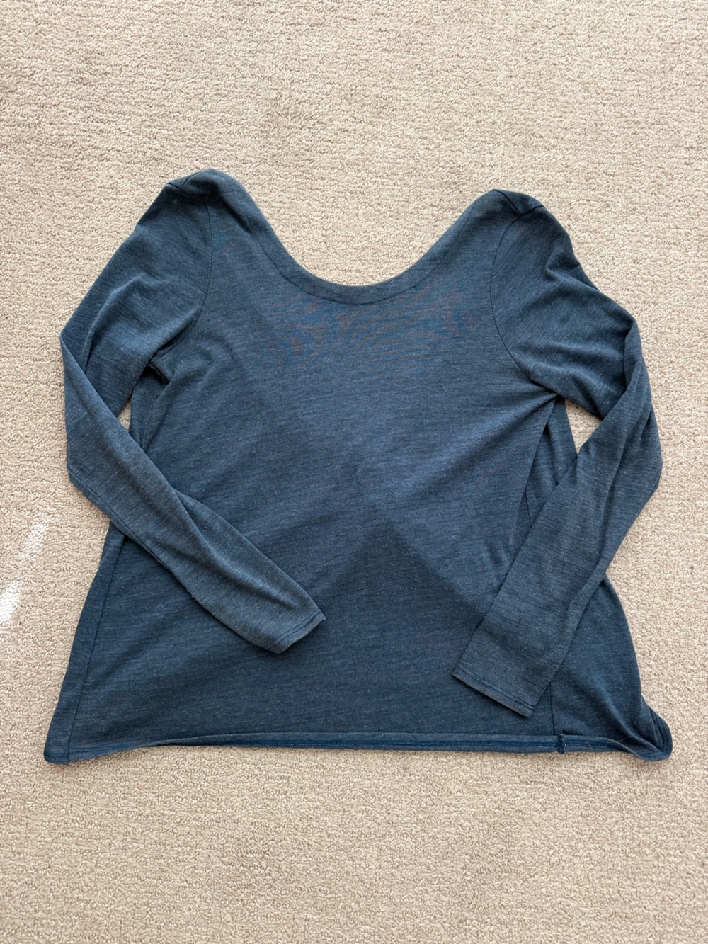 Chaser Long Sleeve Scoop Neck Top in Heather Navy